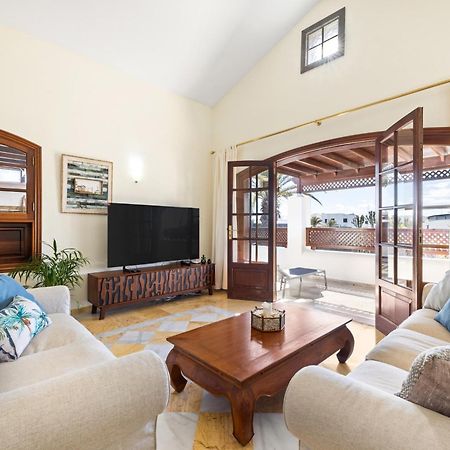 Villa Helen Playa Blanca  Extérieur photo