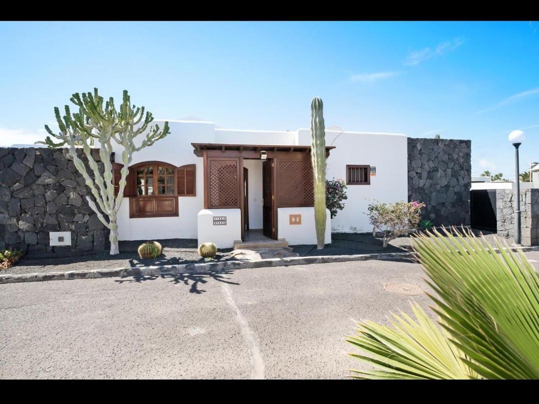 Villa Helen Playa Blanca  Extérieur photo